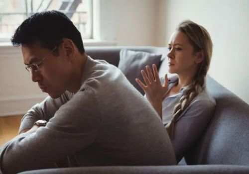 两夫妻离婚财产怎么分