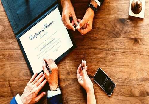 离婚官司中可以做婚内财产分割吗